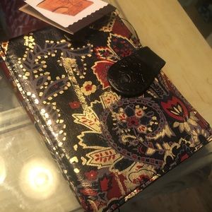 Patricia Nash Passports New